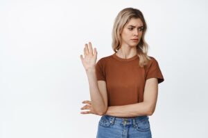 Learning to Say No to a Narcissist